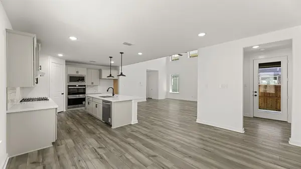 8736 Treeline Parkway, Justin, TX 76247