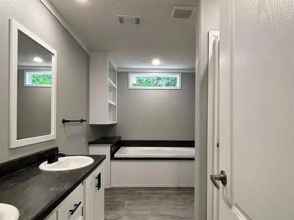 115 S VIDIA WAY, Kerens, TX 75144