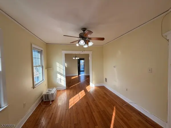 455 E Westfield Ave, Roselle Park Boro, NJ 07204