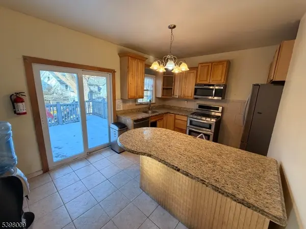 455 E Westfield Ave, Roselle Park Boro, NJ 07204