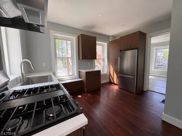 31 Diller Ave, Newton Town, NJ 07860