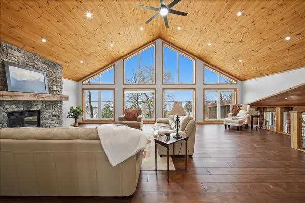 70 Forest Harbour Pkwy, Tay, ON L0K 2C0