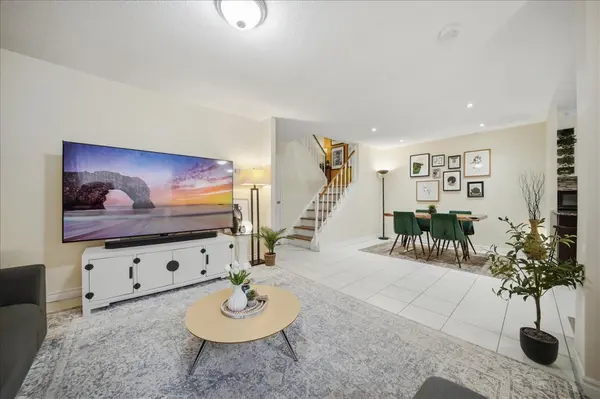 1055 Dundas ST E #167, Mississauga, ON L4Y 3X6