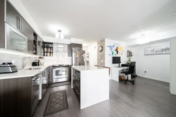 1 Michael Power PL #1608, Toronto W08, ON M9A 0A1