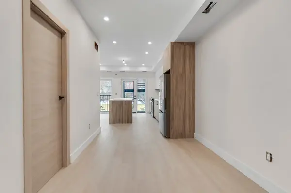 625 Harvie AVE #02, Toronto W03, ON M6E 4M4