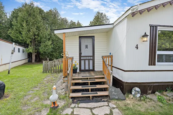 4 Laurel LN, Erin, ON N0B 1T0