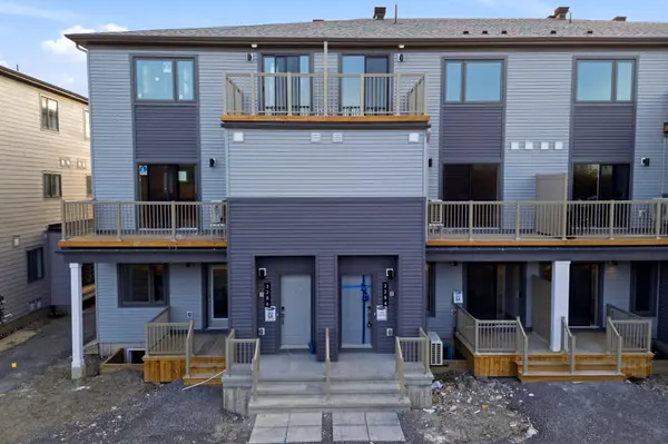 3284 Greenbank RD, Barrhaven, ON K2J 4H7