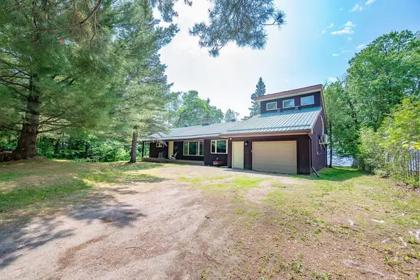 42165 Combermere RD, Madawaska Valley, ON K0J 1B0