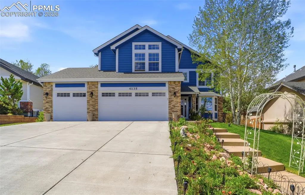 4135 Cherryvale DR, Colorado Springs, CO 80918