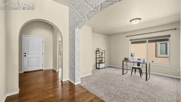 8145 Hunter Peak TRL, Colorado Springs, CO 80924