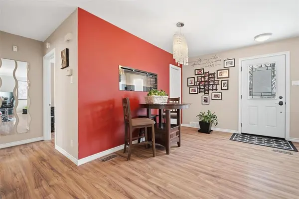 427 Deschambault ST, Winnipeg, MB R2H 0K2