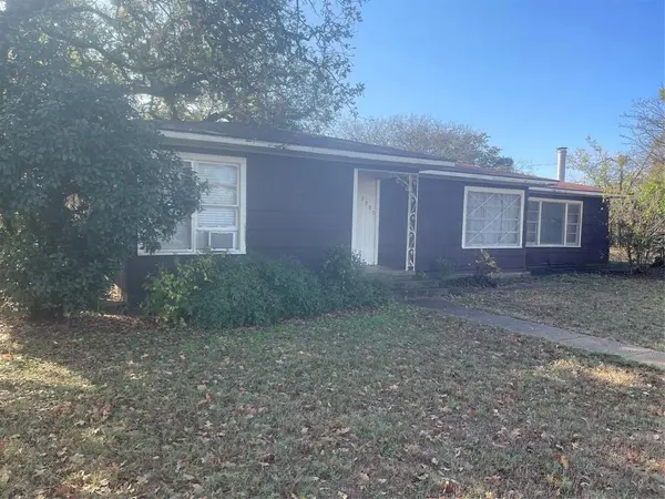 201 S Hillcrest Avenue,  Eastland,  TX 76448