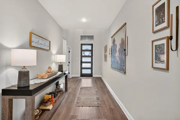 1830 Silver Birch Road, Waxahachie, TX 75165