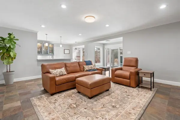 9576 Ash Creek Drive, Dallas, TX 75228