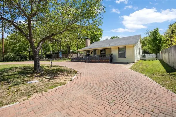 333 Lakeview Drive, Hideaway, TX 75771