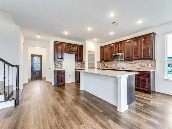 2001 Sun Star Drive, Haslet, TX 76052