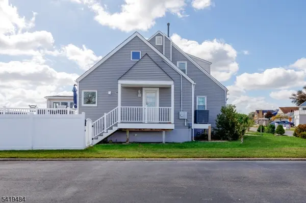 14 Vessel Rd, Ocean Twp., NJ 08758