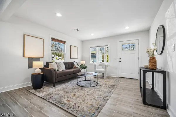 126 Greenbrook Rd, Green Brook Twp., NJ 08812