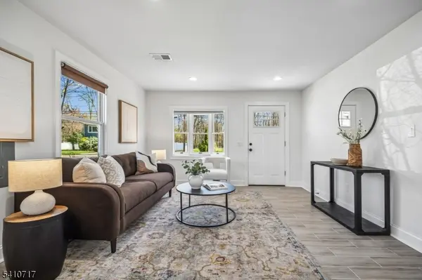 126 Greenbrook Rd, Green Brook Twp., NJ 08812