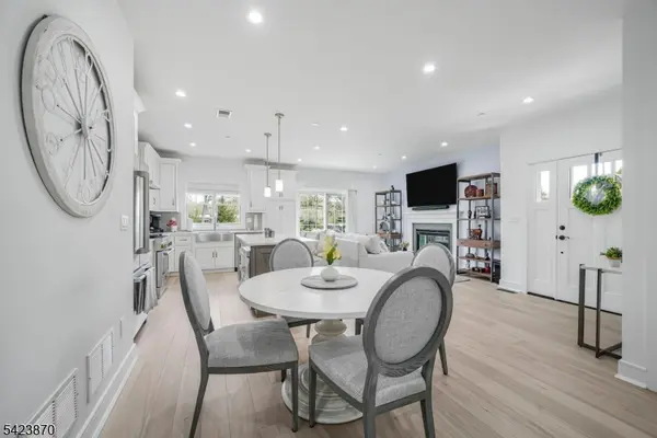 5 Mcnerney Ln, Florham Park Boro, NJ 07932