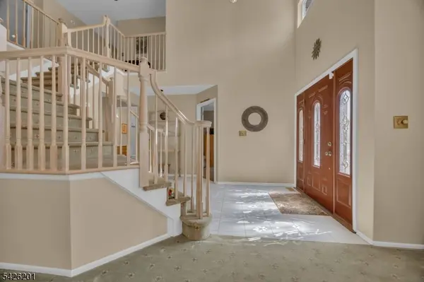 51 Oakland Rd, Old Bridge Twp., NJ 08857