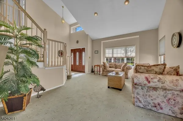 51 Oakland Rd, Old Bridge Twp., NJ 08857