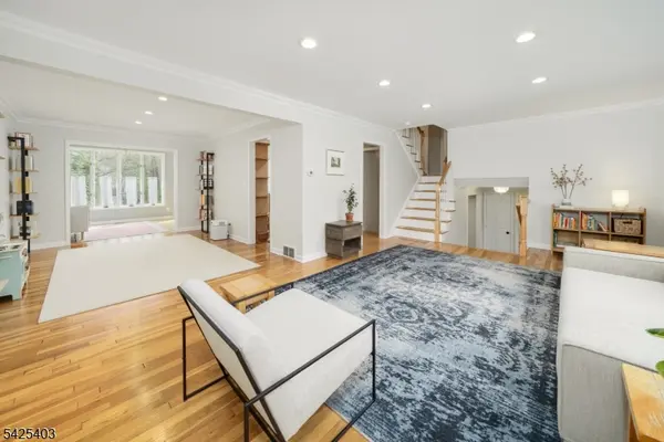 120 Brookside Dr, New Providence Boro, NJ 07974