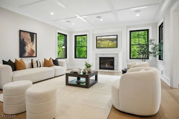 25 Beverly Rd, Madison Boro, NJ 07940