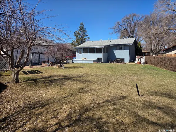 1156 Duffield CRESCENT, Moose Jaw, SK S6H 5M4