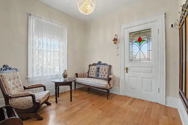 112 Mill ST, Milton, ON L9T 1R9