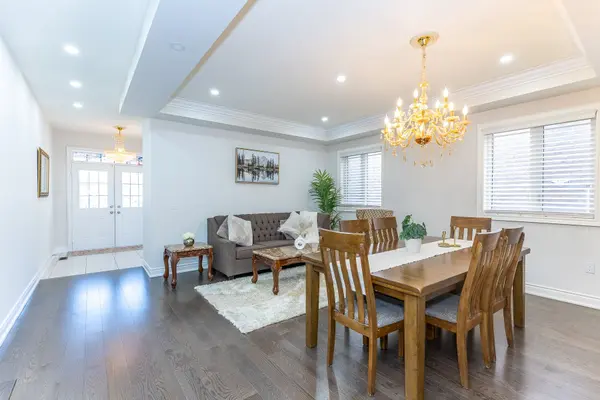 1535 Mendelson HTS, Milton, ON L9E 1H3