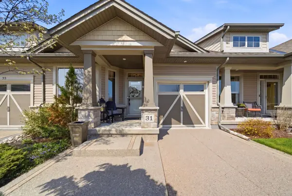 31 Manorwood DR, West Lincoln, ON L0R 2A0