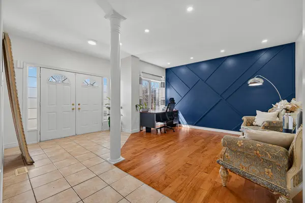 14 Hearthbridge ST, Kitchener, ON N2R 1L5