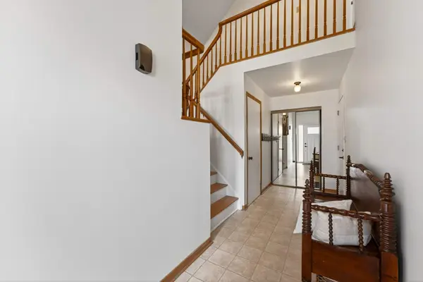 23 Old Oak RD, Kingston, ON K7M 7C3