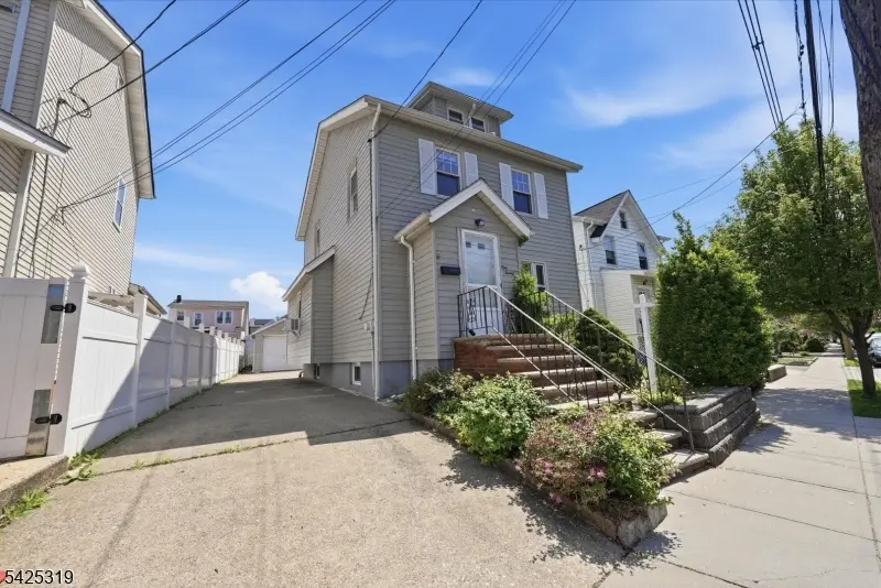 126 Garden Ave, Belleville Twp., NJ 07109