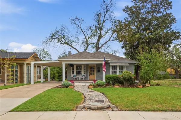 2121 Western Avenue, Fort Worth, TX 76107