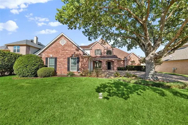 718 Morningside Drive, Mansfield, TX 76063