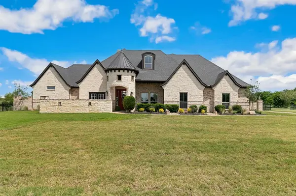 4245 Waterstone Estates Drive, Mckinney, TX 75071