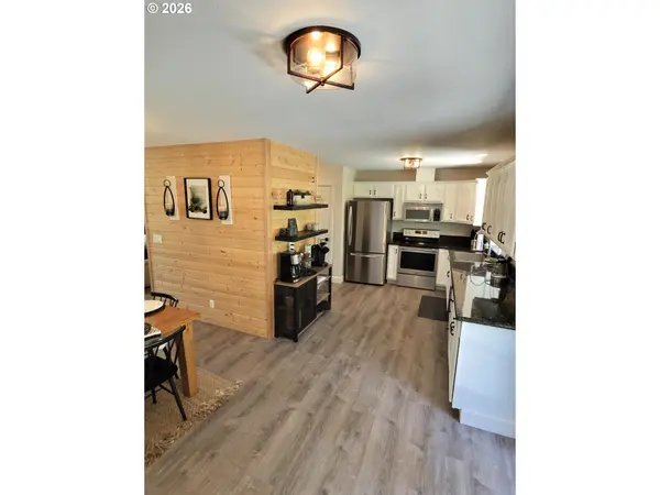 76705 HAZELDELL CT, Oakridge, OR 97463