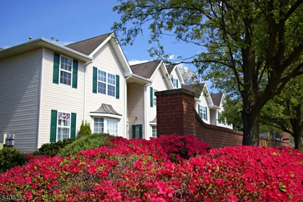 34 Chanda Ct #34, Clifton City, NJ 07012