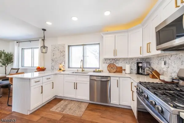 176 Harrison Rd, Parsippany-troy Hills Twp., NJ 07054