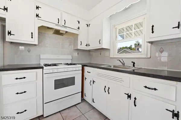 126 Garden Ave, Belleville Twp., NJ 07109