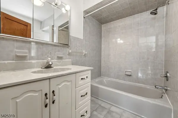 126 Garden Ave, Belleville Twp., NJ 07109