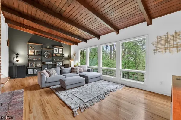 39 Skyline Dr, Morris Twp., NJ 07960