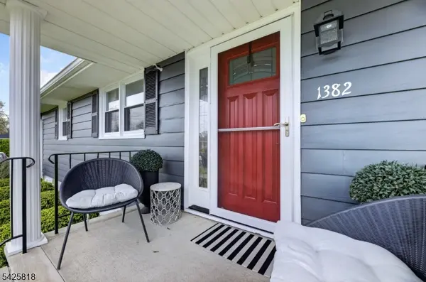 1382 Osage Rd, North Brunswick Twp., NJ 08902