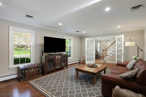 19 Eton Pl, Bernards Twp., NJ 07920