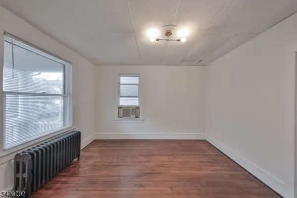 78 Heckman St, Phillipsburg Town, NJ 08865