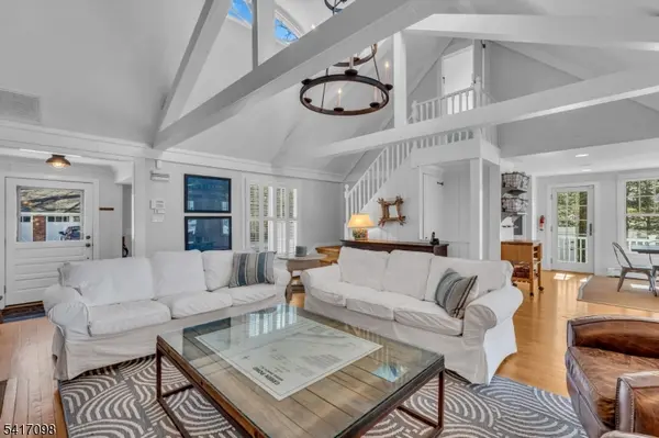 140 Lake End Rd, Rockaway Twp., NJ 07435