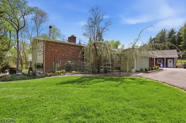 9 Springtown Rd, Readington Twp., NJ 08889