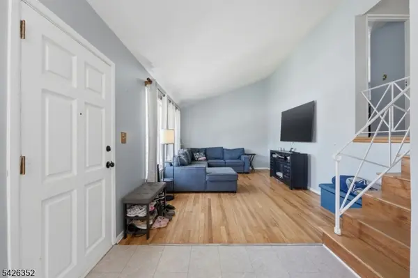 86 Westminster Rd, Woodbridge Twp., NJ 07067